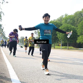 Runner Photo 6945158