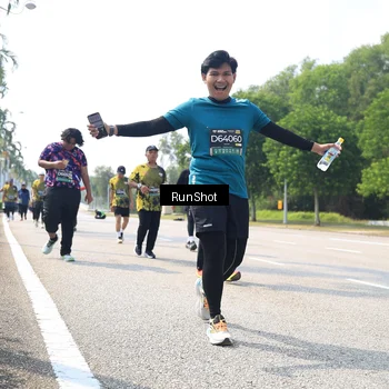 Runner Photo 6945159
