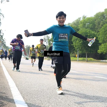 Runner Photo 6945163