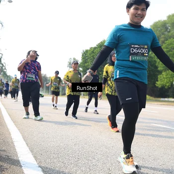 Runner Photo 6945172