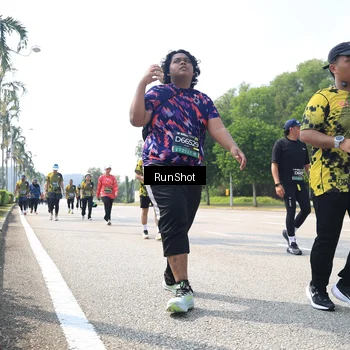 Runner Photo 6945185