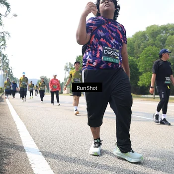 Runner Photo 6945190