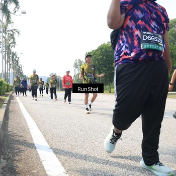 Runner Photo 6945193