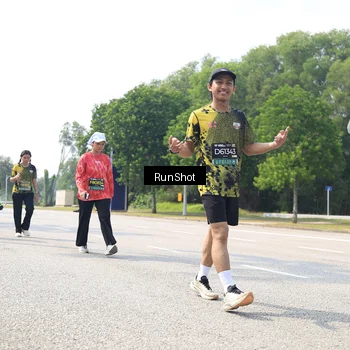 Runner Photo 6945204