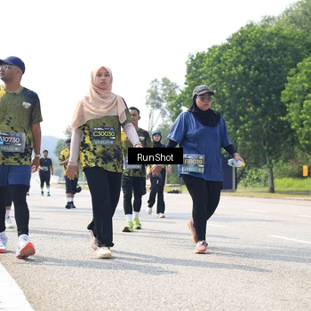Runner Photo 6945257