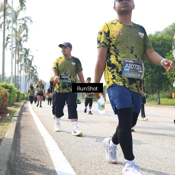 Runner Photo 6945281