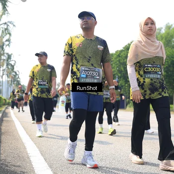 Runner Photo 6945282