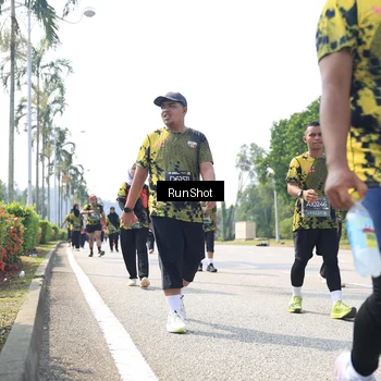 Runner Photo 6945285