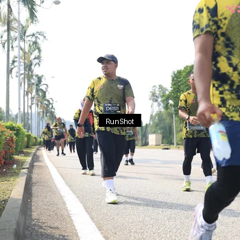 Runner Photo 6945286