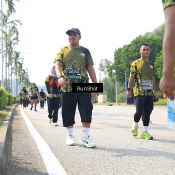 Runner Photo 6945288