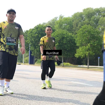 Runner Photo 6945295