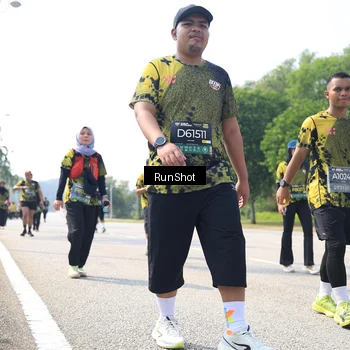 Runner Photo 6945302