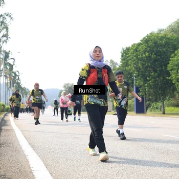Runner Photo 6945313