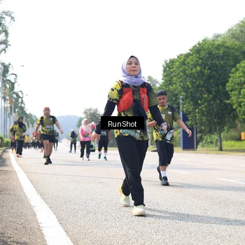 Runner Photo 6945314