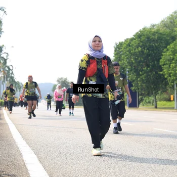 Runner Photo 6945315