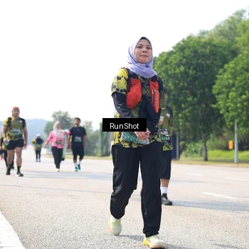 Runner Photo 6945316
