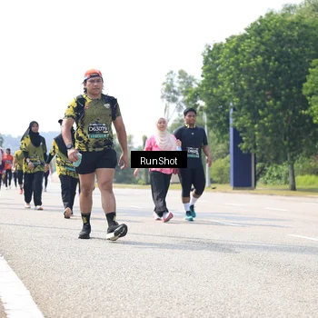 Runner Photo 6945351