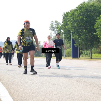 Runner Photo 6945352