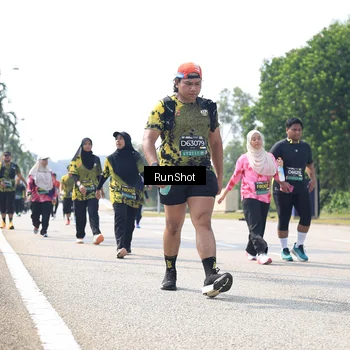 Runner Photo 6945363
