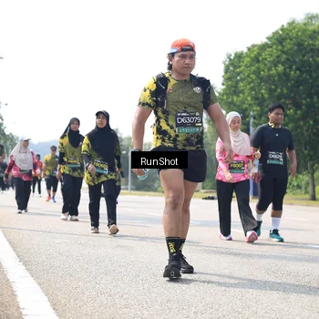 Runner Photo 6945368