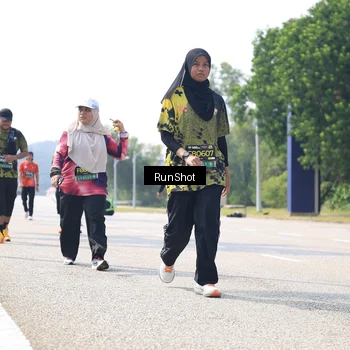 Runner Photo 6945407