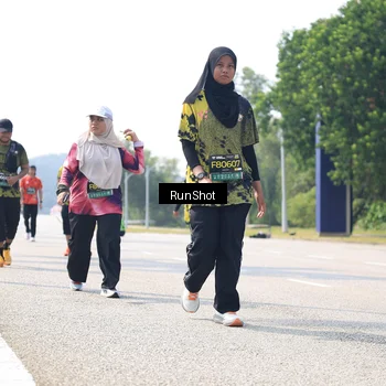 Runner Photo 6945411