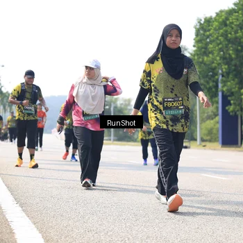 Runner Photo 6945415