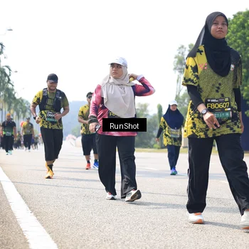 Runner Photo 6945417