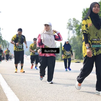 Runner Photo 6945419