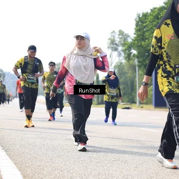 Runner Photo 6945422