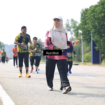 Runner Photo 6945426