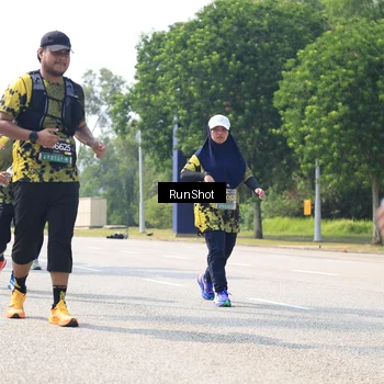 Runner Photo 6945450