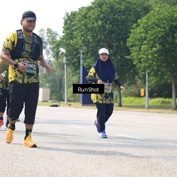 Runner Photo 6945451