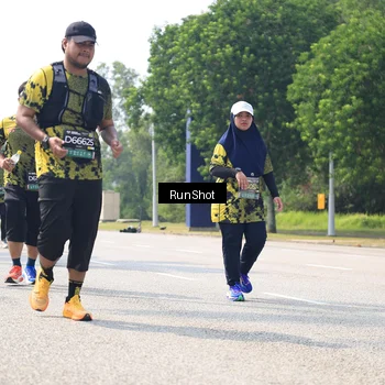 Runner Photo 6945452