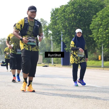 Runner Photo 6945453