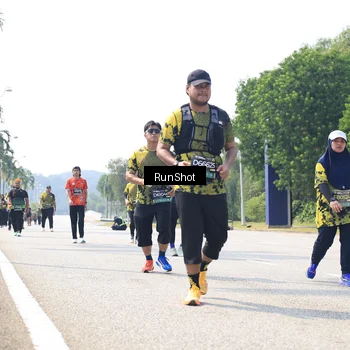 Runner Photo 6945454