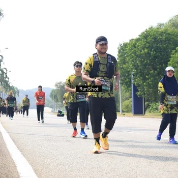 Runner Photo 6945456