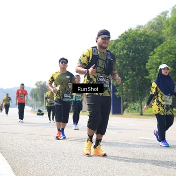 Runner Photo 6945460