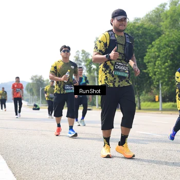 Runner Photo 6945463