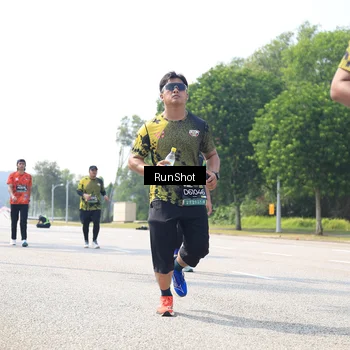 Runner Photo 6945474