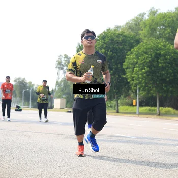 Runner Photo 6945476