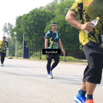 Runner Photo 6945484