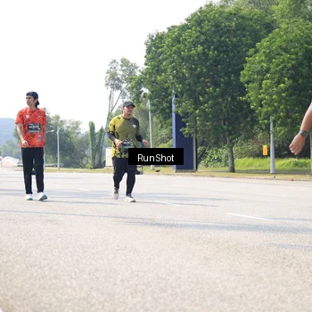 Runner Photo 6945487