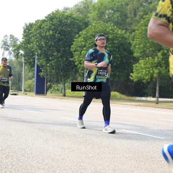 Runner Photo 6945488