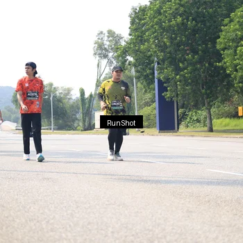 Runner Photo 6945490
