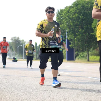 Runner Photo 6945494