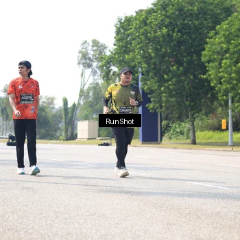 Runner Photo 6945499