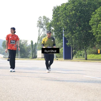 Runner Photo 6945504