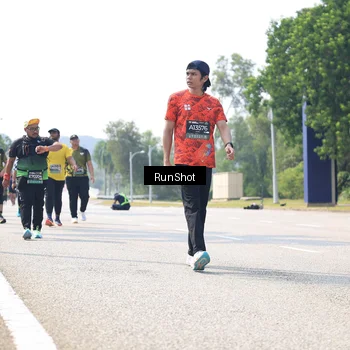 Runner Photo 6945514