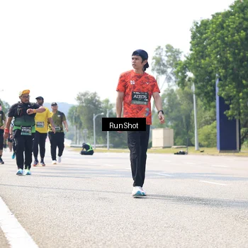 Runner Photo 6945515